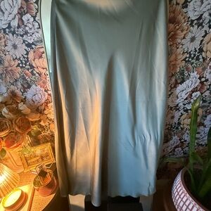 Elegant Green Women's Skirt
